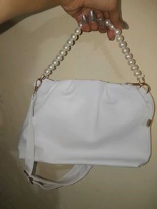 Elegant White Pearl bag