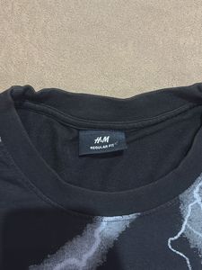 H&amp;M Stylish Graphic T-Shirt