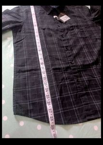 New M size Men's Plaid Long Sleeve Shirt