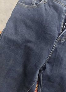 stretchable bootcut jeans