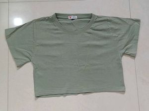 Sage Green Cropped T-Shirt💚