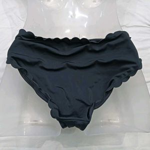❤️‍🔥 Black Scalloped Bikini Briefs