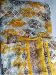 Elegant Printed Saree - Unique Design