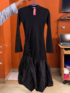 Elegant Black Ribbed Dress