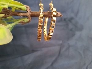 Gold Tone Hoop Earrings | Lightweight