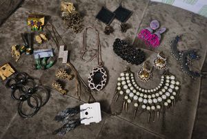 jewelleries (necklace & earrings)