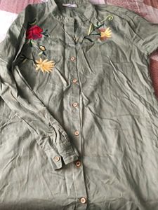 Embroidered Green Kurta