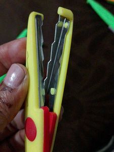 set of 4 designer scissor
