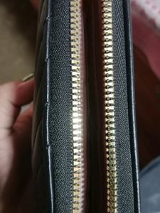 BLACK PURSE