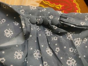Chic Floral Print Puff Sleeve Top