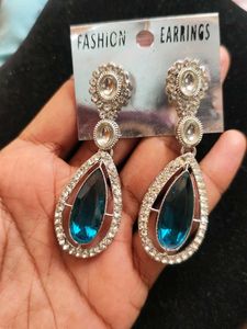 Diamond lookalike necklace set