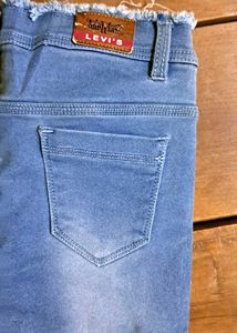 Levi's Light Wash Jeans