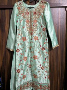 Elegant Embroidered Kameez and Dupatta