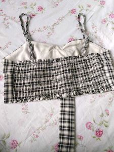 SALE‼️‼️‼️Tartan Bow Crop Top