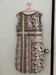 Chic Floral Print Sleeveless Dress