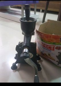 Sale NEW JUICER