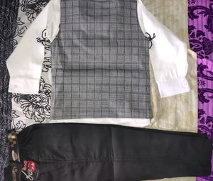 NEW 3 Piece suit For Kids