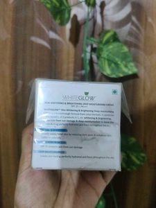 Lotus Herbals WhiteGlow Face Moisturiser
