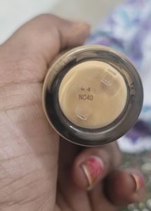 MAC Nc40 Shade Foundation Studio Fix