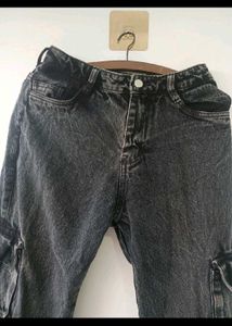 wash faded Black charcoal Cargo Jeans wide leg
