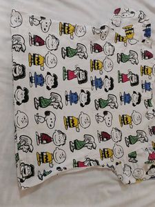 Peanuts Snoopy Graphic T-Shirt