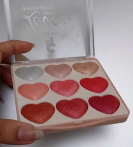 Heart-Shaped Blush Palette