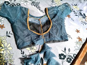 beautiful grey net saree
