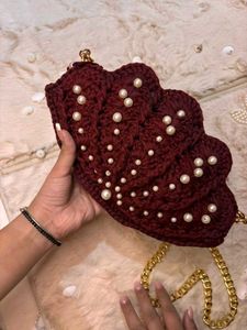Crocheted Shell Clutch Bag