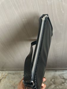 H&amp;M black baguette shoulder bag