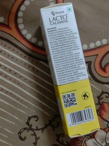 Lacto Calamine Dewy Sunscreen
