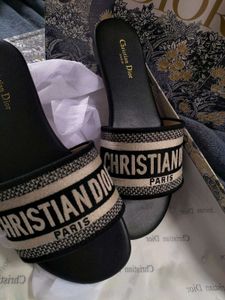 CHRISTIAN DIOR DWAY SLIDES