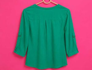 Mandarin style buttoned top