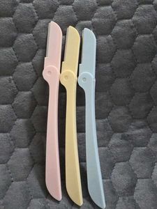 New Set of 3 Eyebrow Razors