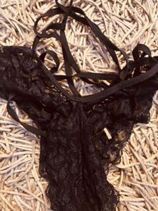 Black Lace Lingerie Set