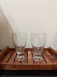 Set of 2 Wine Glasses
