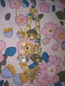 Exquisite Gold Necklace Set