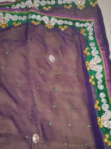 i am selling yellow 🟡💛 purple 🟣💜 saree