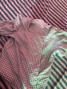 Cute Gingham Button-Up Shirt