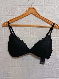 H&M Black Push-Up Lace Bra