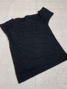 M size Classic Black Crew Neck T-Shirt