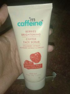 Caffeine Berries Brightening Coffee Face Scrub