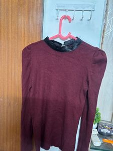 Chic Maroon Puff Sleeve Top