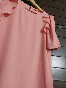HSTYLE Pretty Pink Puff Sleeve Top
