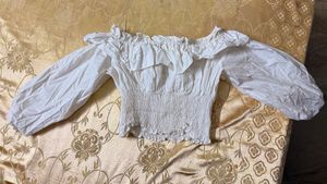 🤍 Zara White Smocked Off-Shoulder Crop Top