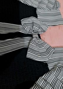 Chic Black &amp; White Striped Puff Sleeve Top