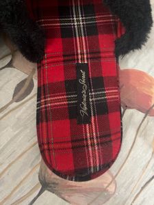 VS slippers