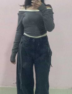 Trendy Crop Top - Long Sleeve