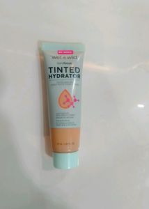 Wet n Wild Tinted Hydrator