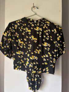 Cute Floral Print Crop Top