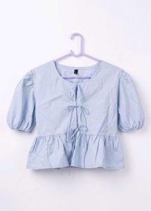Puff-Sleeve Tie up Peplum Top